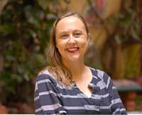 Holli Headshot (200×162)