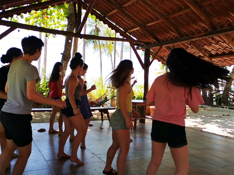 spanish classes and zumba in samara costa rica"
